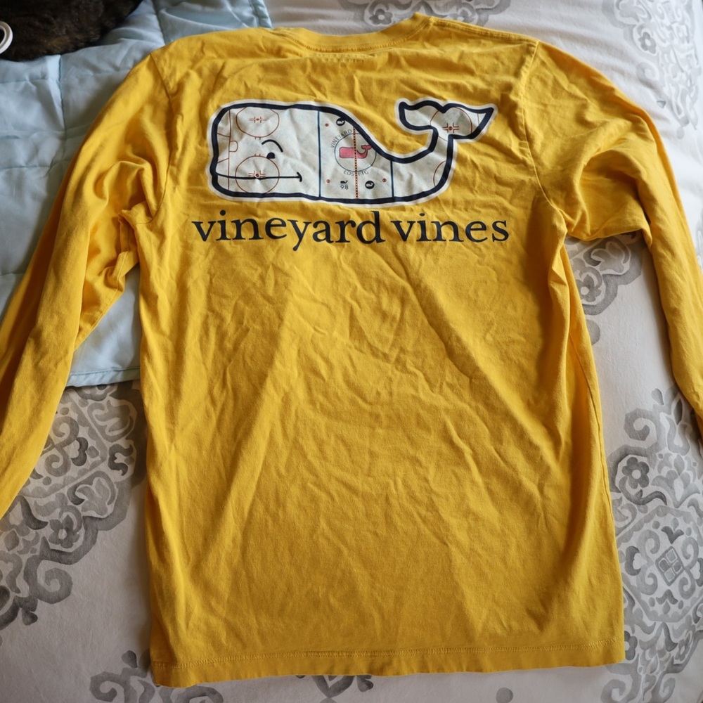 Vineyard Vines Hockey Long Sleeve Tee